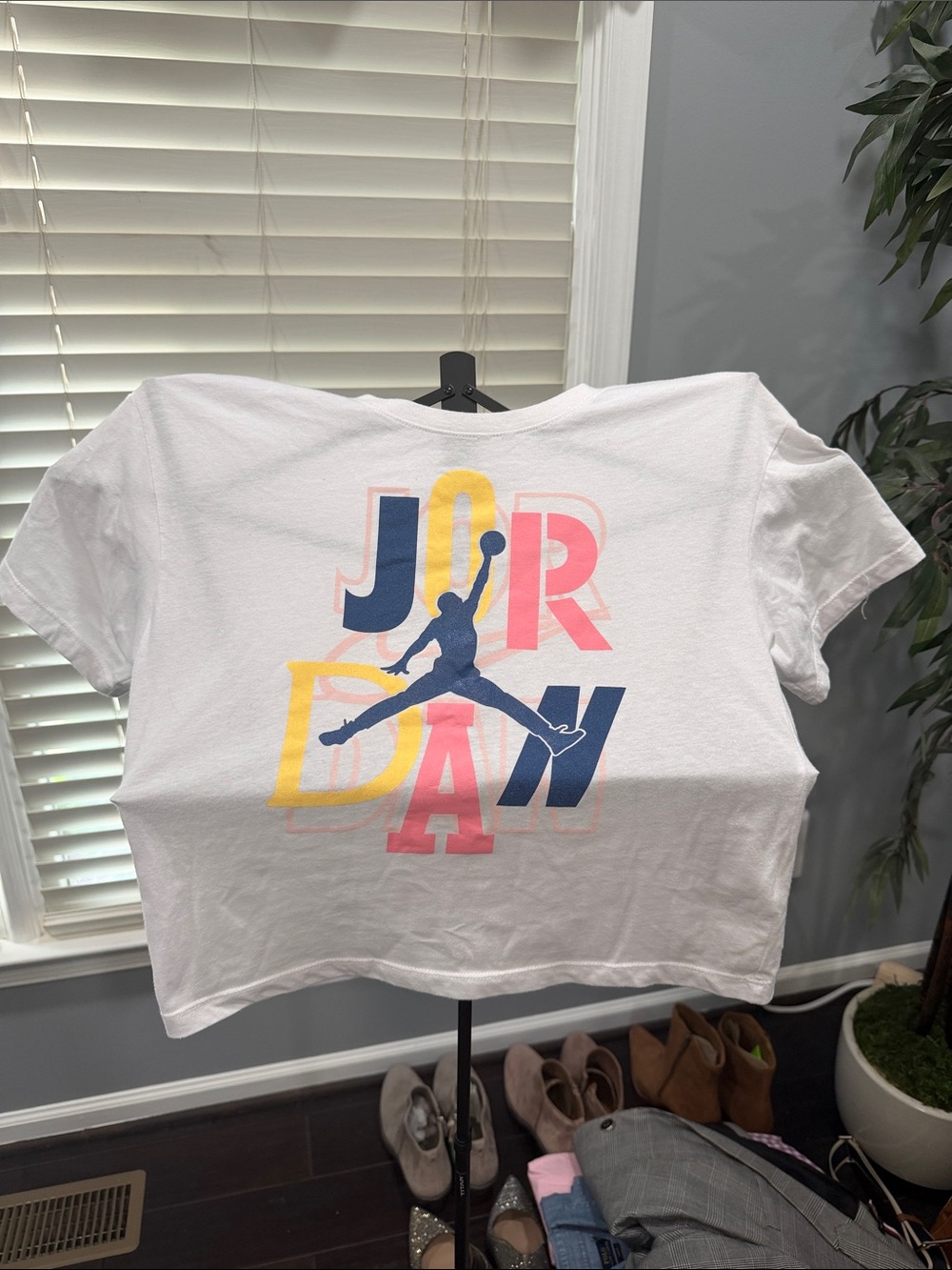 Jordan White Crop Tee with Multicolor 'Jumpman' Graphic